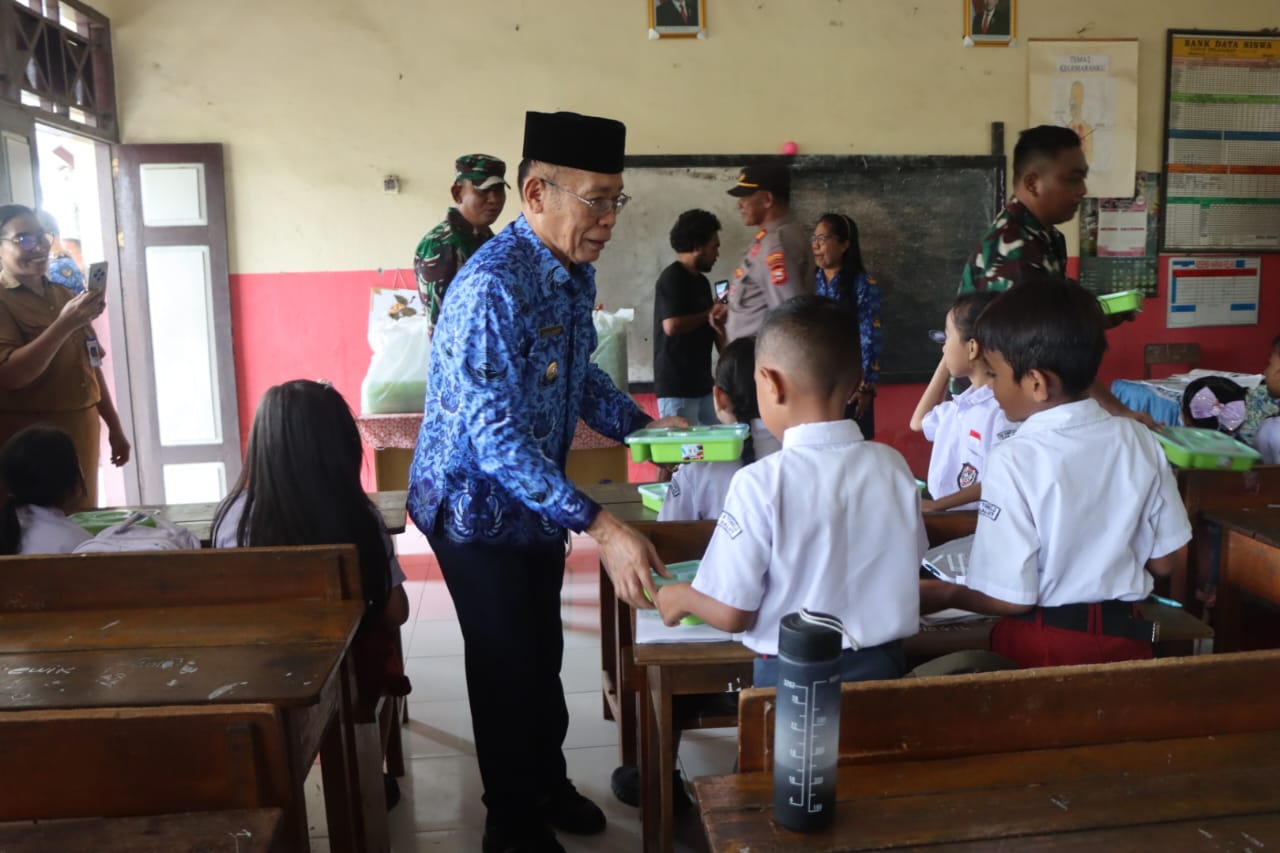 Pemda Halut Dan TNI-Polri Resmi Launching Program Makan Bergizi Gratis
