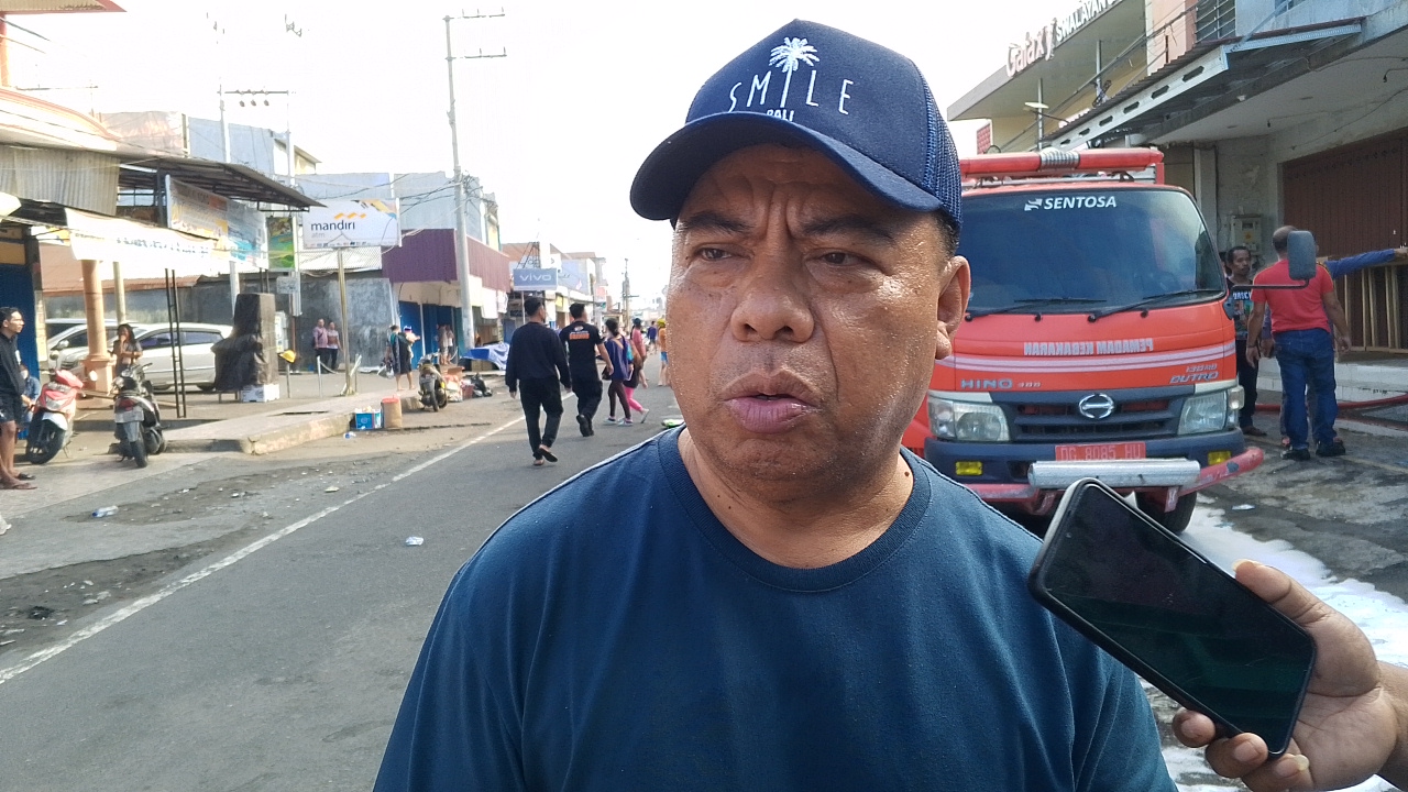 Bupati Dan Wakil Bupati Halut Terjun Langsung Ke Lokasi Kebakaran