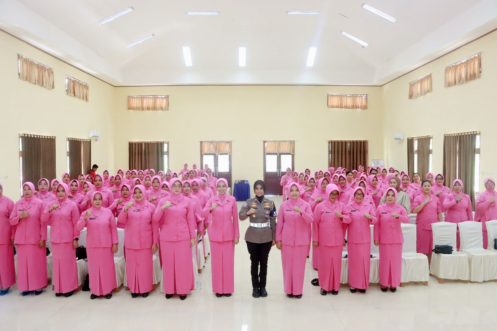 Gandeng Bayangkari, Satlantas Polres Halteng Gencar Sosialisasi Tertib Berlalu Lintas