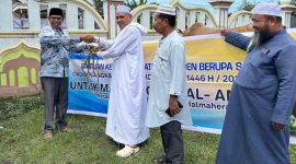 Wabup Halut Serahkan Hewan Qurban Presiden RI