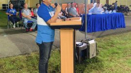 Kapolres Pulau Morotai saat membuka turnamen Volly Ball