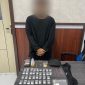Tersangka pengedar Narkotika jenis sabu saat diamankan Polres Kota Ternate.