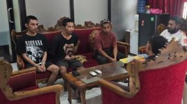 Polres Halut serahkan tersangka pengeroyokan ke Kejari Halut.