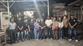 Nakes RSUD Tobelo silahturahim dengan Bupati Halut, Dr. Piet Hein Babua.(foto/istimewa)