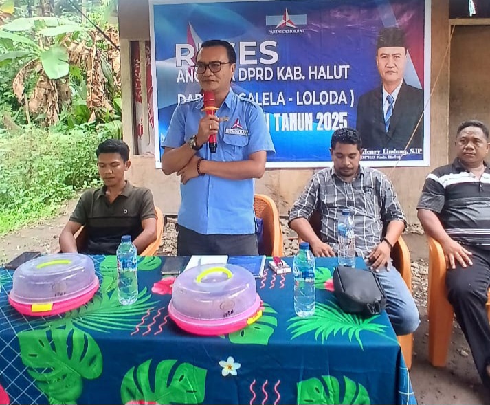 Romeo Hendry Lindang, anggota DPRD Halut.(foto/istimewa)