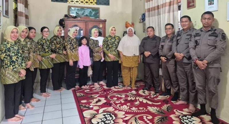 Kejari Pulau Taliabu gelar Bhakti Sosial.(foto/istimewa)