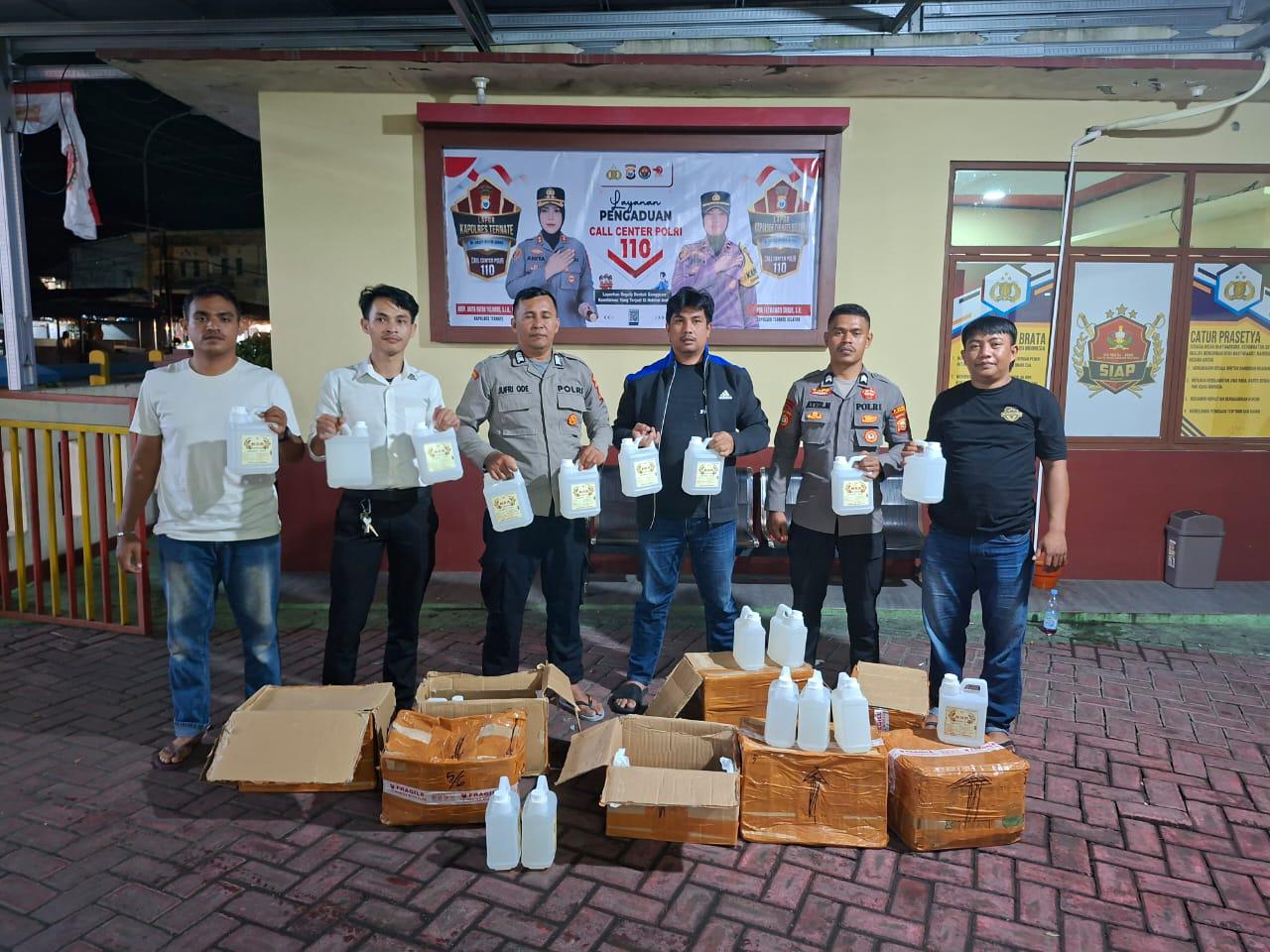 Polres Ternate Gagalkan Peredaran Minuman Keras Di Pelabuhan Fery Bastiong