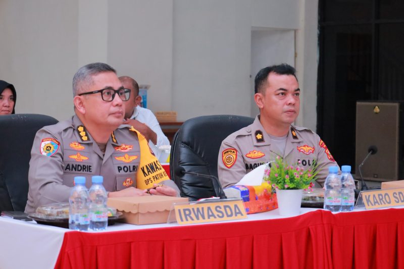 Irwasda Polda Malut mengikuti Anev Ketahanan Pangan melalui Zoom Meeting.(foto/humas)