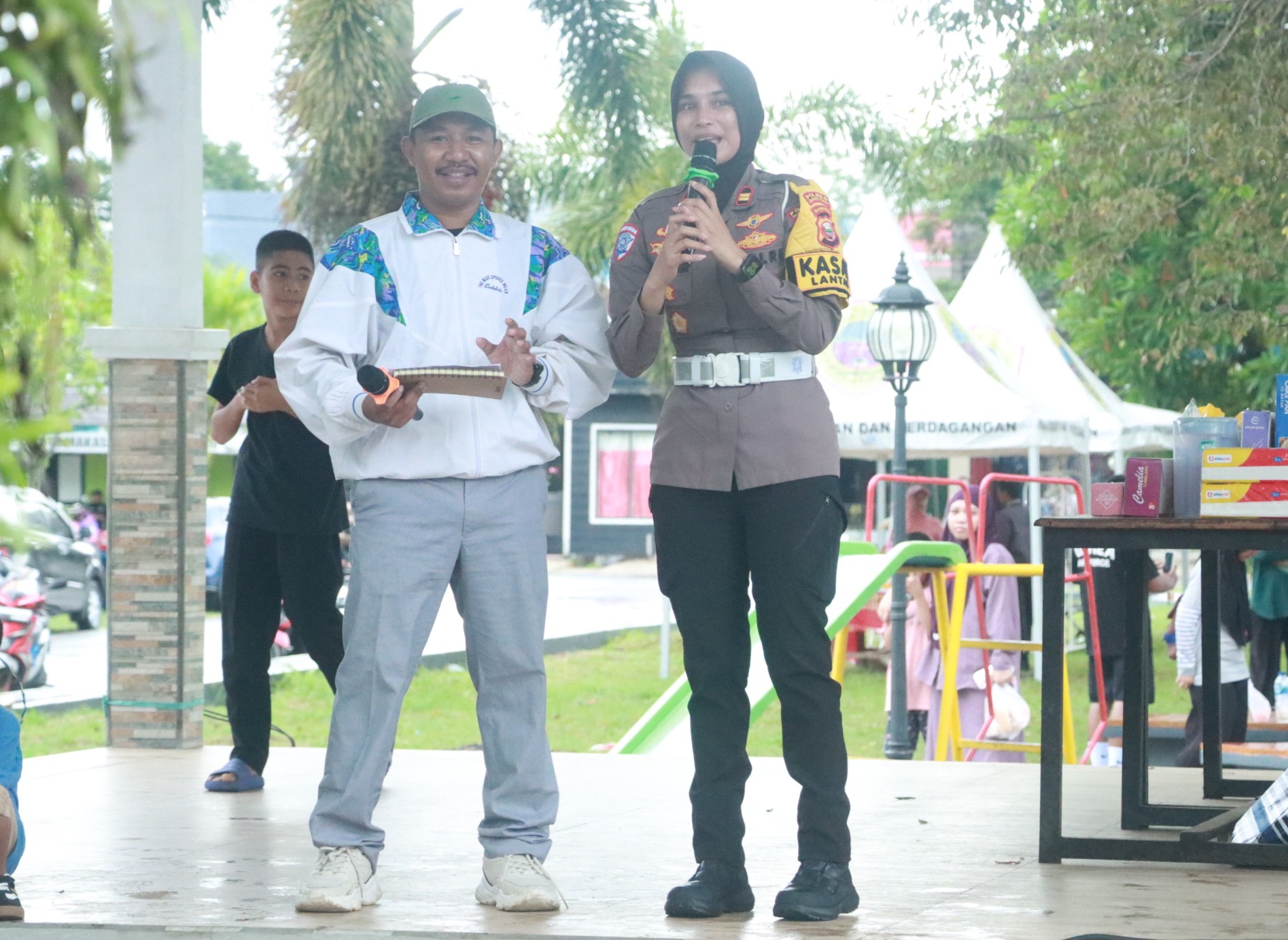 IPEMI Halteng Gelar Car Free Day Dan Sosialisasi Tertib Lalu Lintas Di Taman Kota Weda