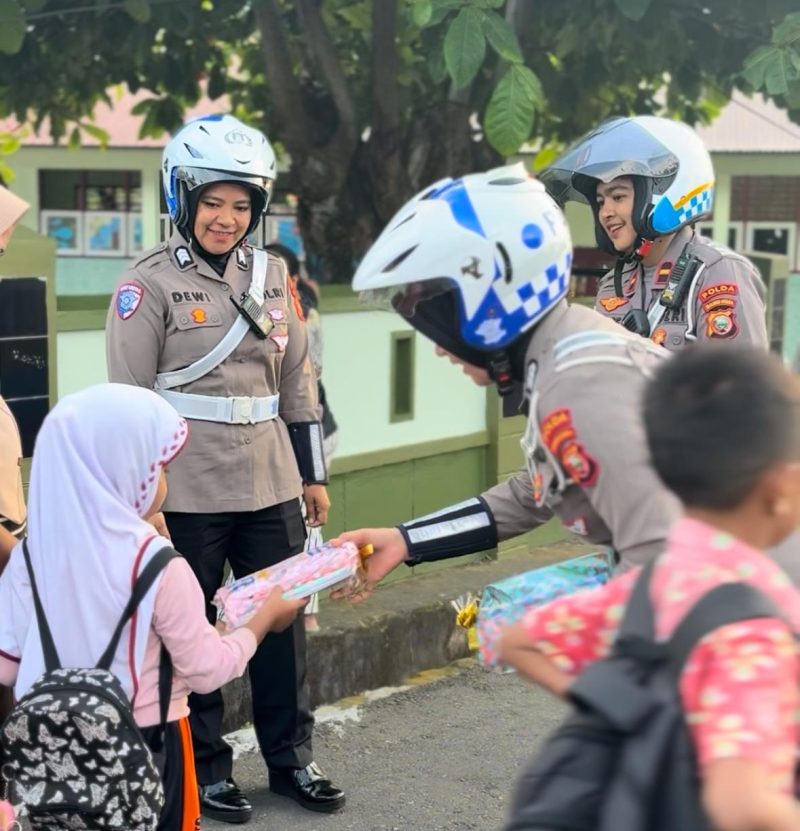 Polwan Ditlantas Polda Malut gelar pantroli.(foto/humas)