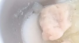 Makanan MBG yang ditemukan berulat.