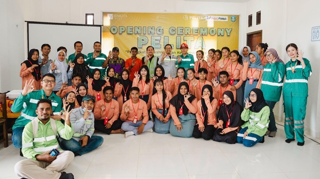 Sebanyak 30 peserta dari Desa Kawasi dan Desa Soligi terdaftar mengikuti program vokasi Bahasa Mandarin yang diselenggarakan oleh Harita Nickel.