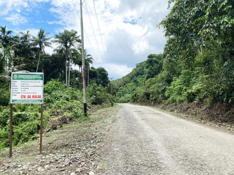 Ruas jalan Tutuling Jaya-Foly.