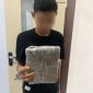 Terduga pelaku ketika diamankan Satresnarkoba Polres Termate.(foto/humas)