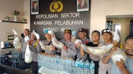 Polisi amankan Miras jenis Cap Tikus tanpa Pemilik.