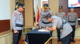 Wakapolda Malut pimpin Sertijab.(foto/humas).