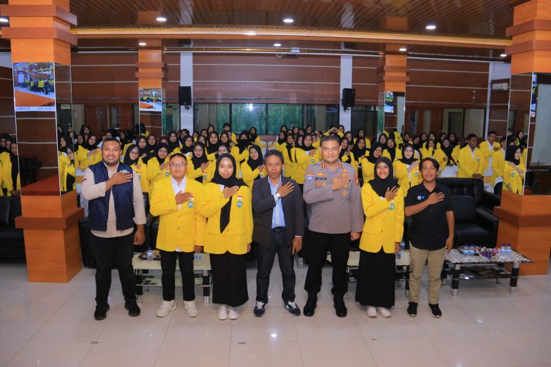 Polda Malut sosialisasi paham radikalisme ke mahasiswa.(humas).