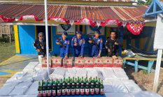 Polairud Polda Malut Gagalkan Penyelundupan 1.800 Botol Bir Di Pelabuhan Bobong