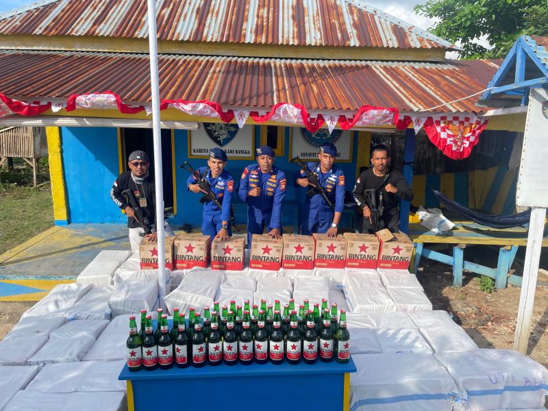 Polairud Pulau Taliabu amankan minuman beralkohol.(foto/humas).