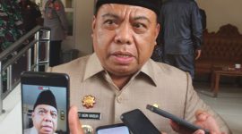 Bupati Halut saat ditemui awak media.