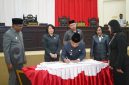 Pemda dan DPRD Halut Tanda tangani KUPA-PPASP