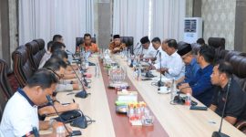 Pertemuan Pemprov dan Polda Malut bahas strategi jelang aksi. 