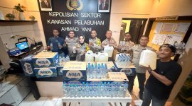 Polsek Pelabuhan Ahmad Yani amankan ratusan liter Miras jenis Cap Tikus. 
