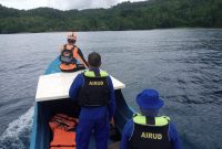 Polairud Polda Malut mencari nalayan hilang