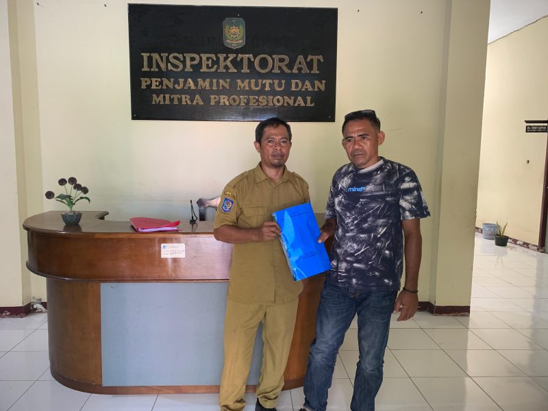 Warga Laporkan Kepala Desa Tolonuo ke Inspektorat diduga penggunaan Dana Desa. 