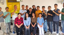 Mahasiswa Unhena tata muka dengan pengurus PWI Halut