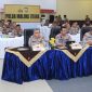 Kapolda Malut ikut dialog strategis lewat zoom meeting.(foto/humas)