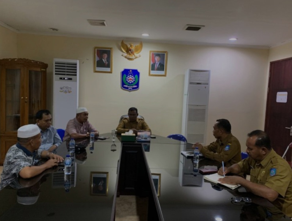 Pimpin Rapat Persiapan Pelantikan Panitia, Wabup Halut Tekankan Profesionalisme BAZNAS