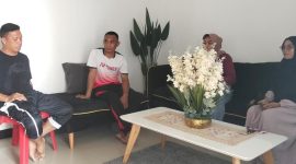 Orang tua korban dan pihak yayasan Nurul Firdaus