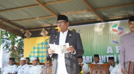 Wakil Bupati Halut, Dr. Hi. Kasman Hi. Ahmad, jadi Irup di upacara hari santri nasional.(foto/istimewa)