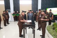 Kejati Malut, Sufari lantik pejabat baru dilimgkup Kejaksaan Tinggi dan tukuj Kejari.(foto/humas)