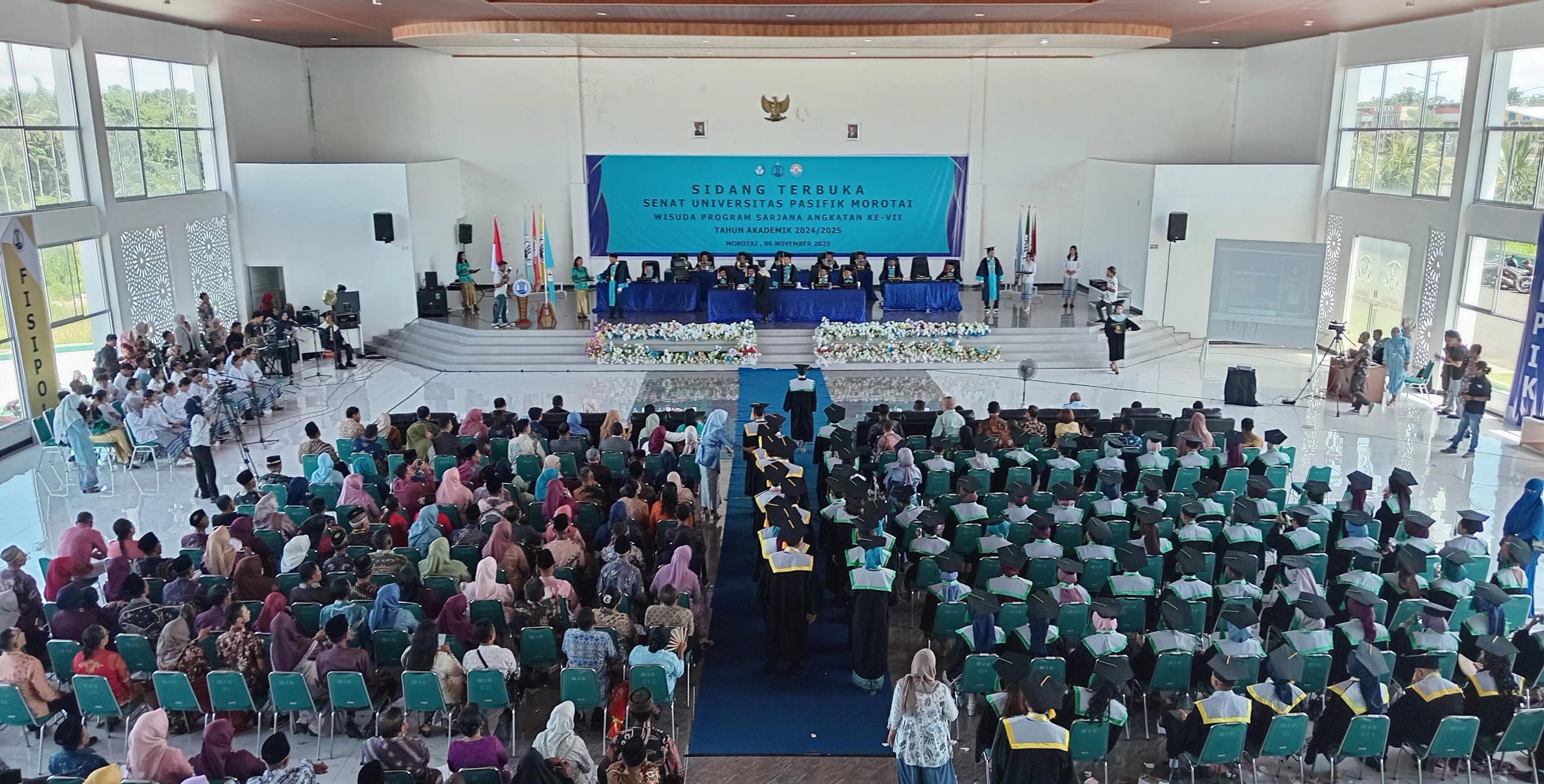 Unipas Morotai Wisudakan 189 Sarjana