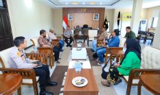 Kapolda Malut Terima Silaturahmi Panitia Pembangunan Masjid Muhajirin Bukulasa