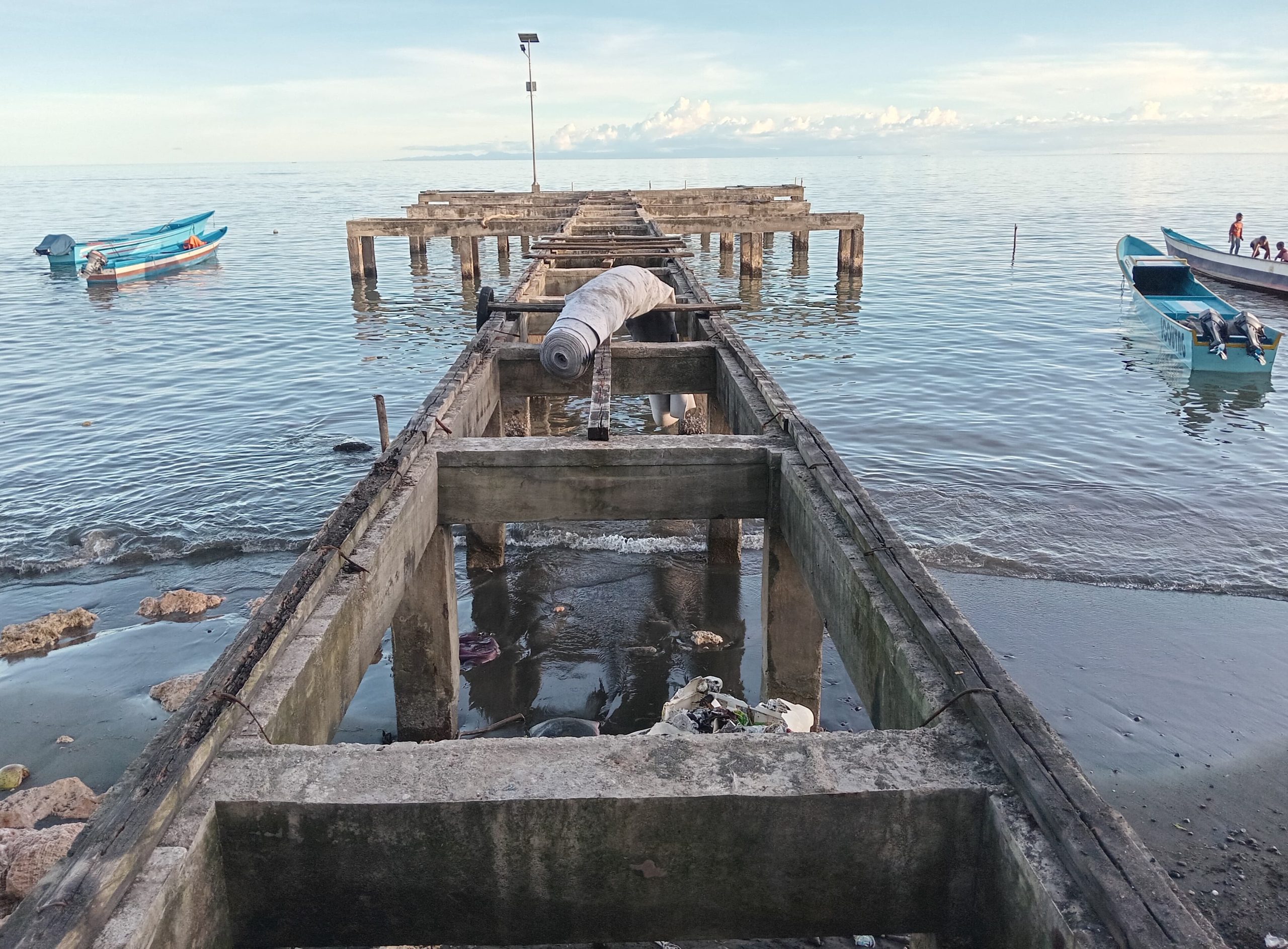 Tambatan Parahu Sangowo Barat Rusak Parah, Pemda Pulau Morotai Tutup Mata