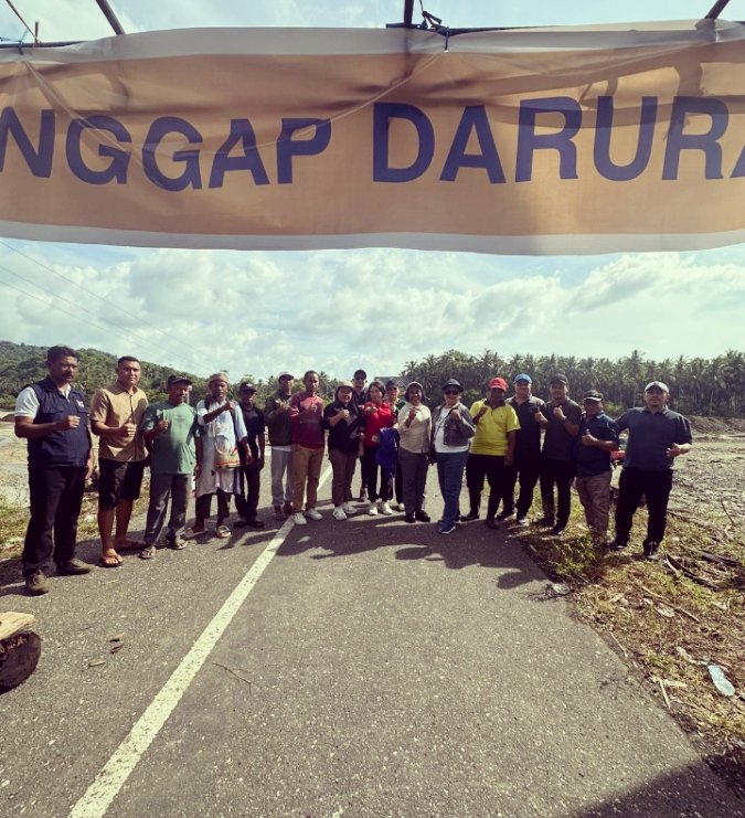 Jembatan Ake Aru Putus Dihantam Banjir, Anggota DPRD Halut Turun Lapangan, Akses Galela–Loloda Tak Boleh Berlarut Terisolasi