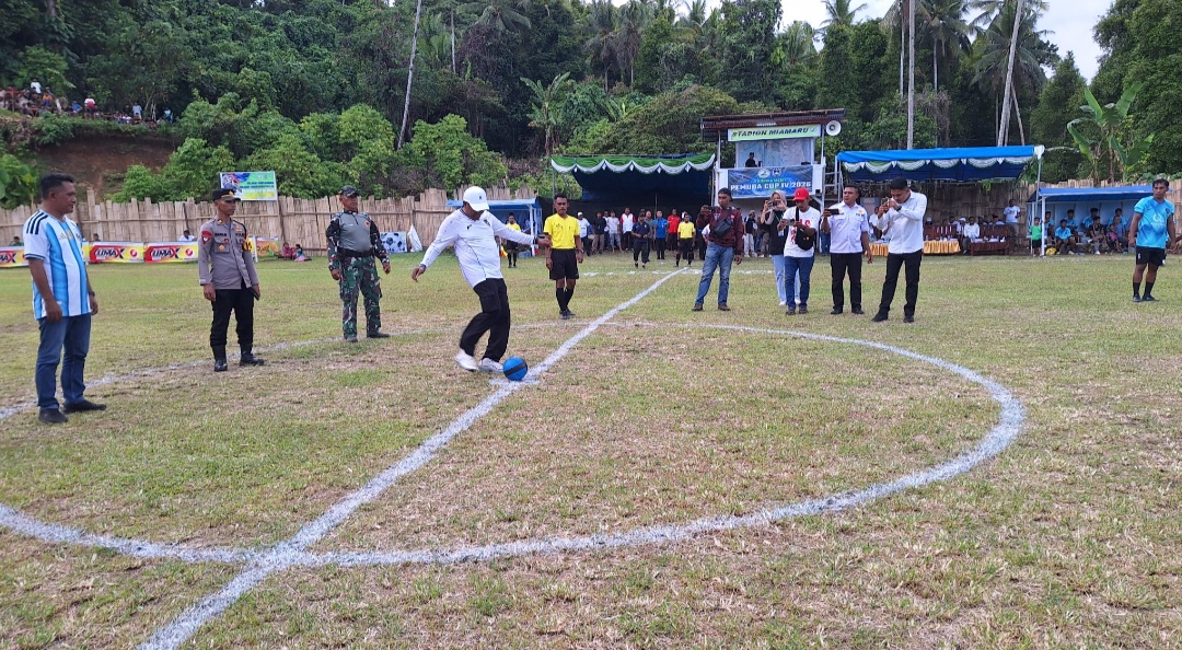 Pemuda Cup IV Igobula Resmi Dibuka, Wabup Halut Dorong Sepak Bola Jadi Motor Pembinaan Generasi Muda