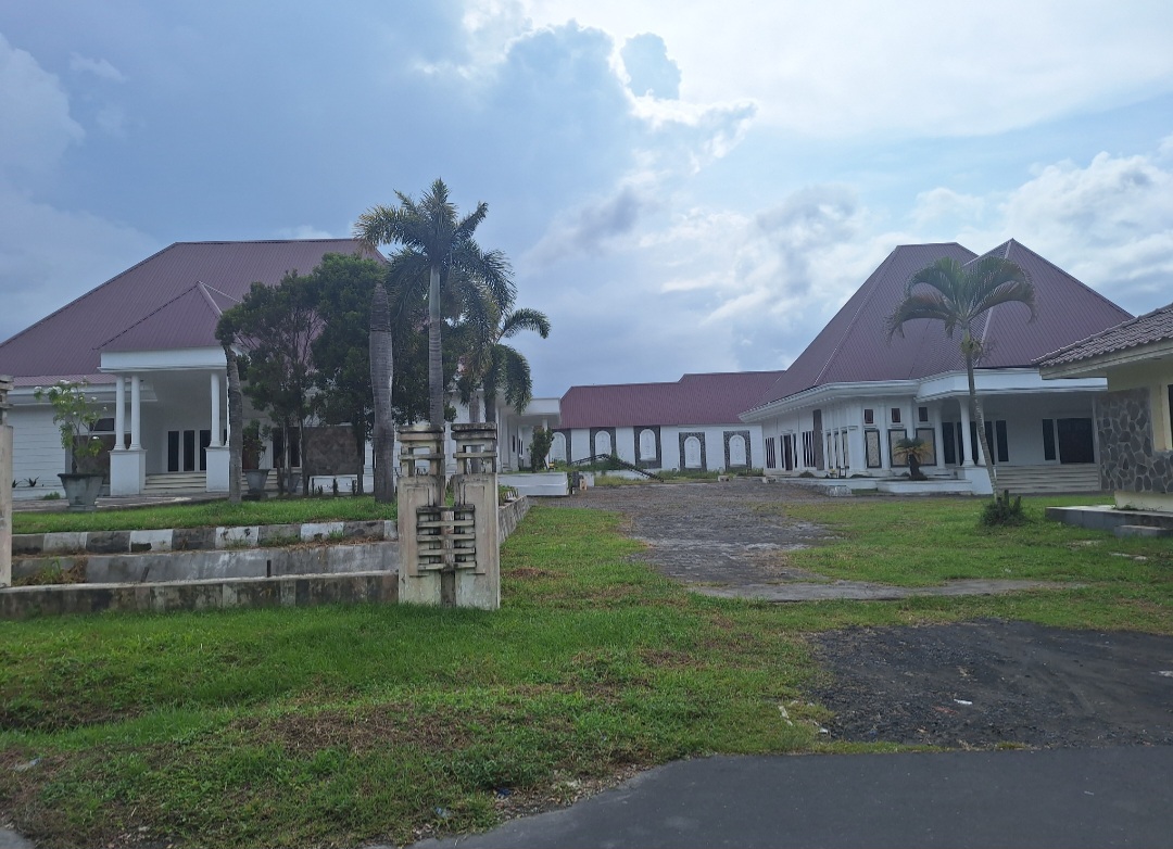 Rumdis Bupati Halut Segera Difungsikan, Sekda Tegaskan : Anggaran 1,8 M Bukan Proyek Baru, Itu Pelunasan Utang Lama