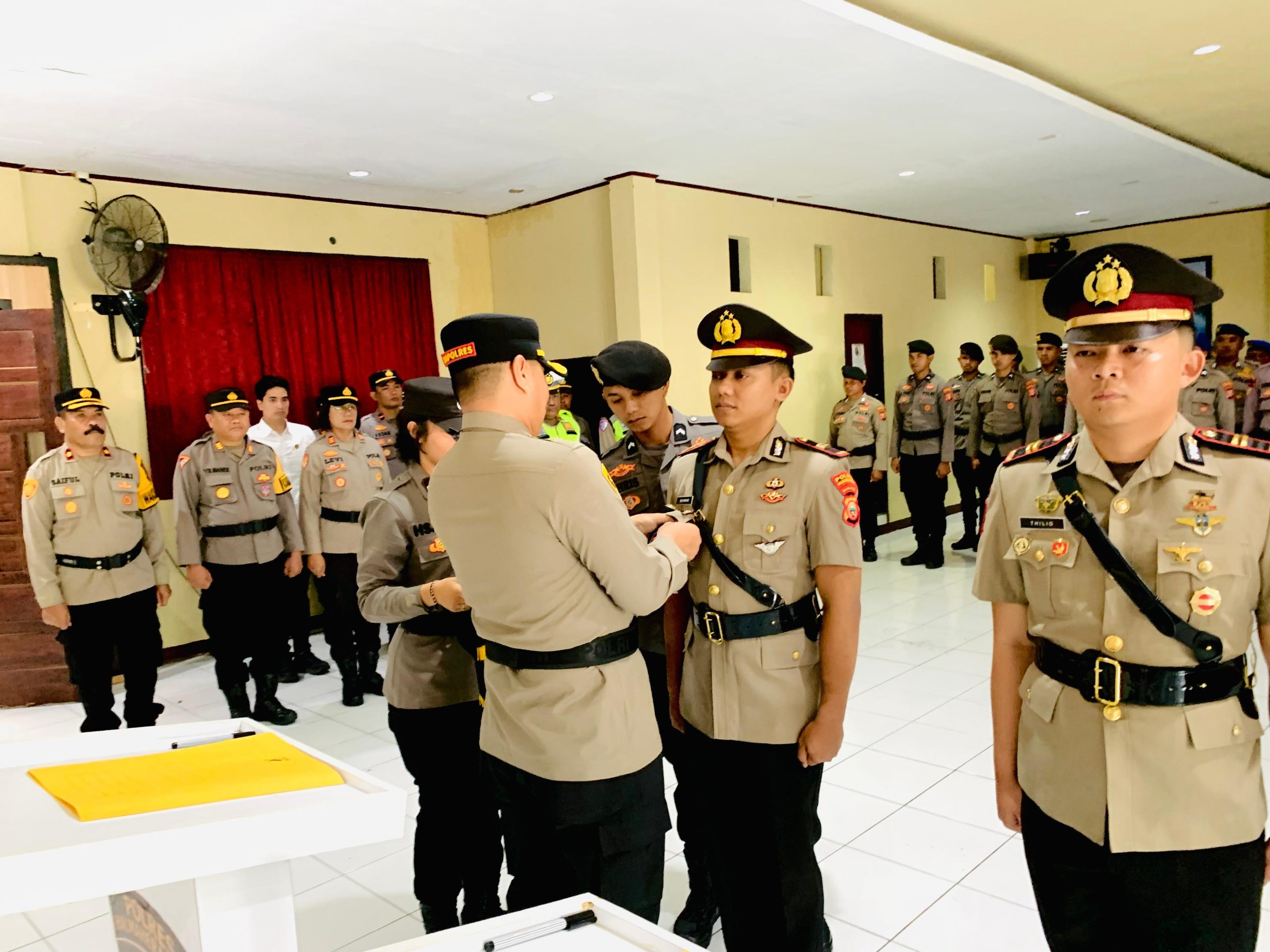 Pimpin Pelantikan Dan Sertijab, Kapolres Halut Tekankan Soliditas Dan Implementasi Presisi