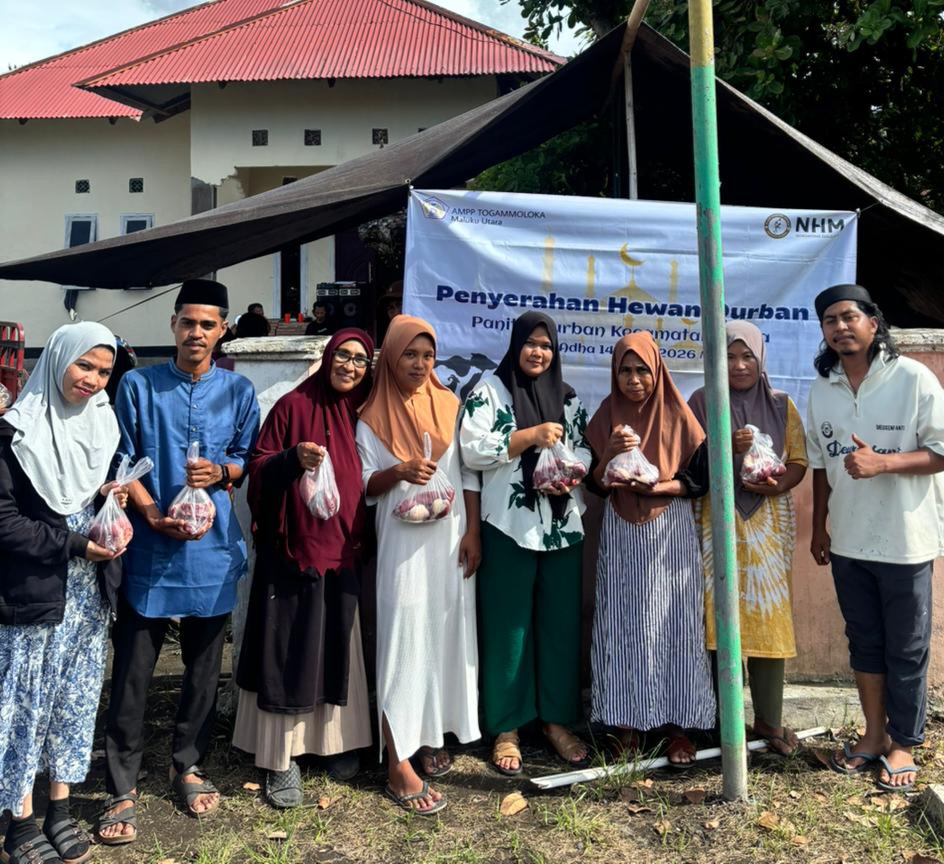 Dari Igobula Untuk Umat, AMPP-TOGAMMOLOKA Dan Haji Robert Salurkan Daging Kurban Di 6 Titik