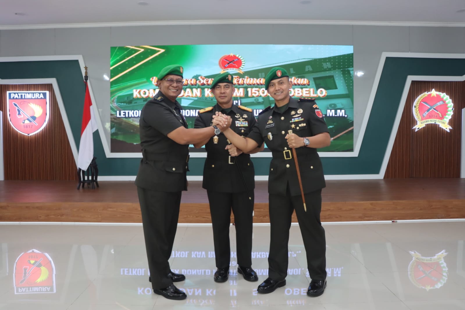 Tongkat Komando Kodim 1508/Tobelo Resmi Berganti, Danrem 152/Baabullah Tekankan Penguatan Kemanunggalan TNI Dan Rakyat