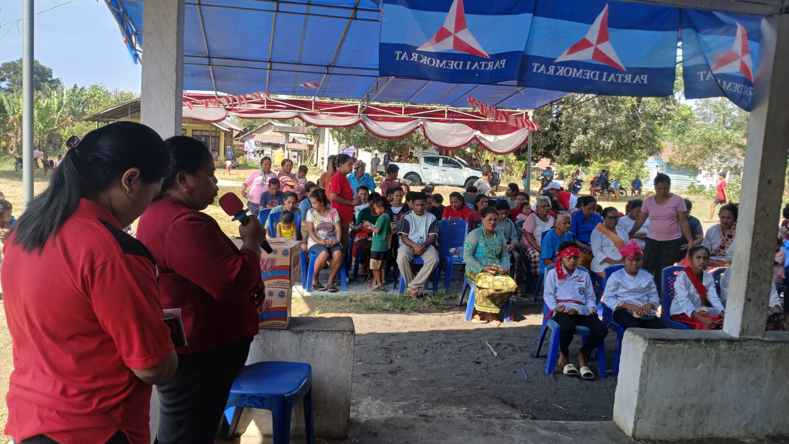 Serap Aspirasi Di Desa Samuda, Warga Titip Jalan Dan Jembatan Kali Ira Ke DPC Demokrat Halut