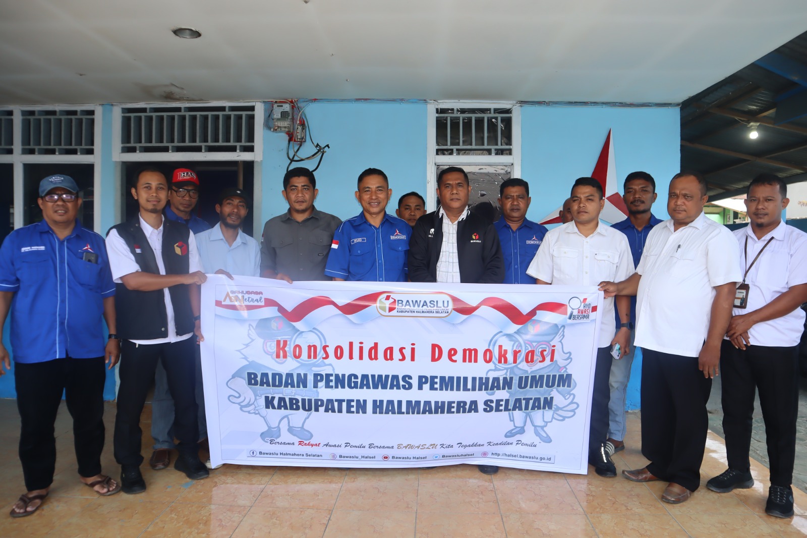 Perkuat Demokrasi Di Luar Tahapan, Bawaslu Halsel Konsolidasi Bersama Partai Politik 