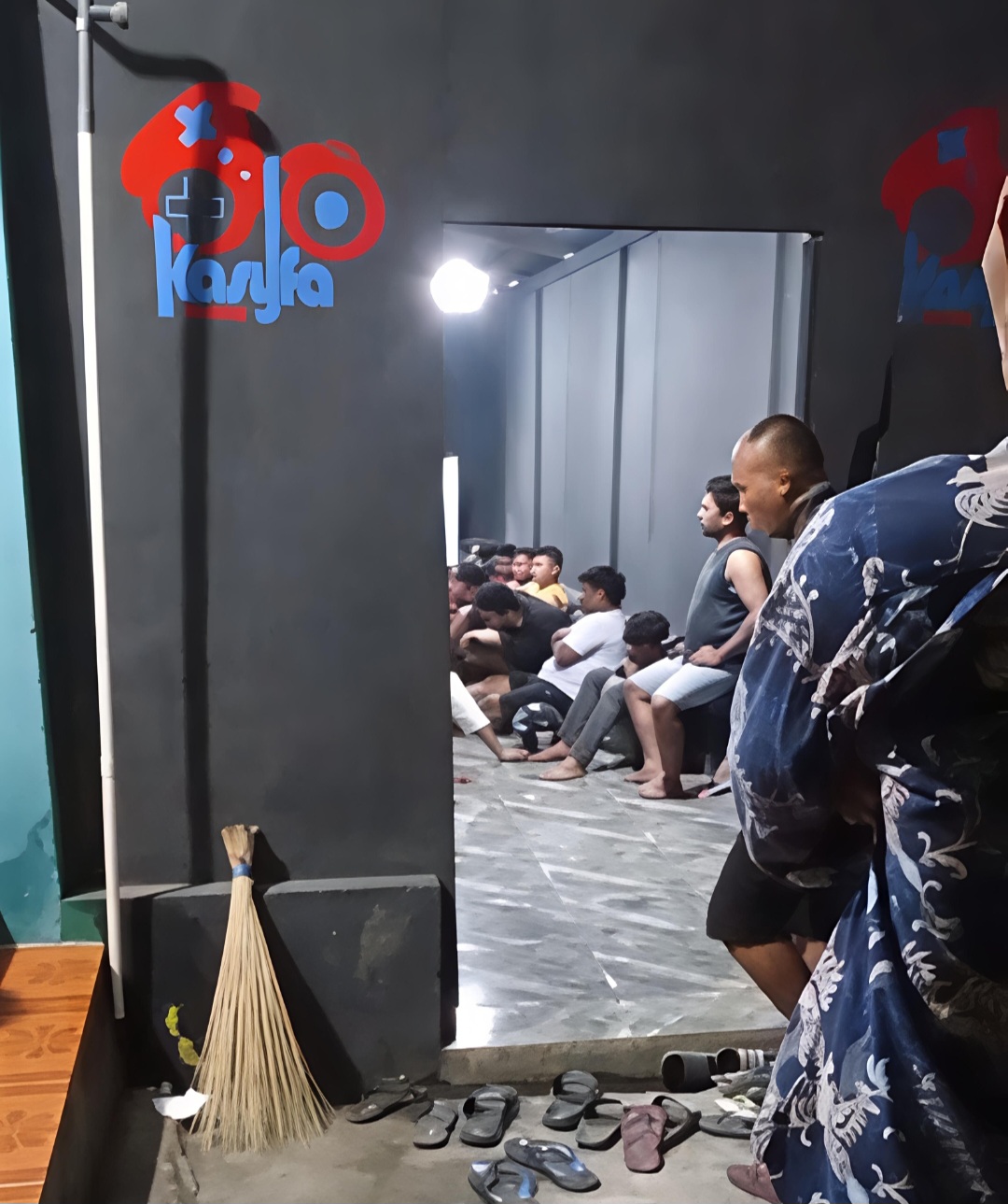 Biking Warga Terganggu, Pihak Kepolisian Didesak Tertibkan Rental PlayStation Di Desa Popilo